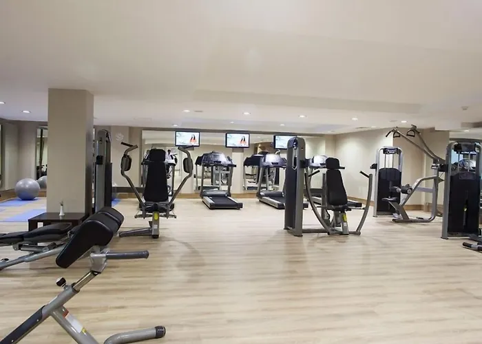 Hotel Cherry Garden & 4*