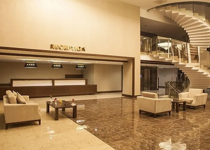 Hotel Cherry Garden & 4*